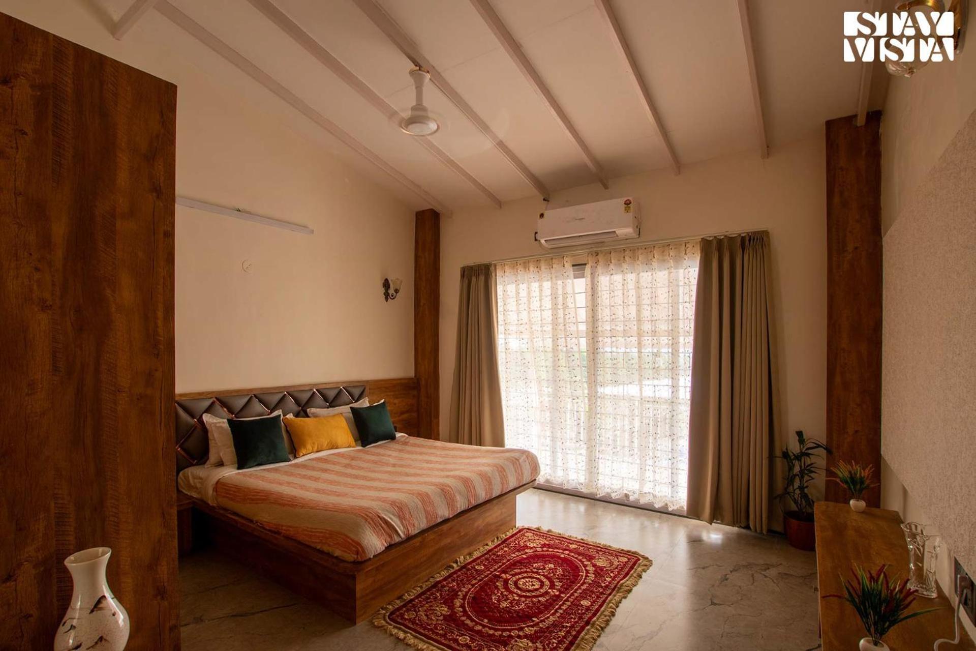 Stayvista'S Harvest Haven - Pool-View Villa With Deck & Machan Near Sula Nashik Dış mekan fotoğraf